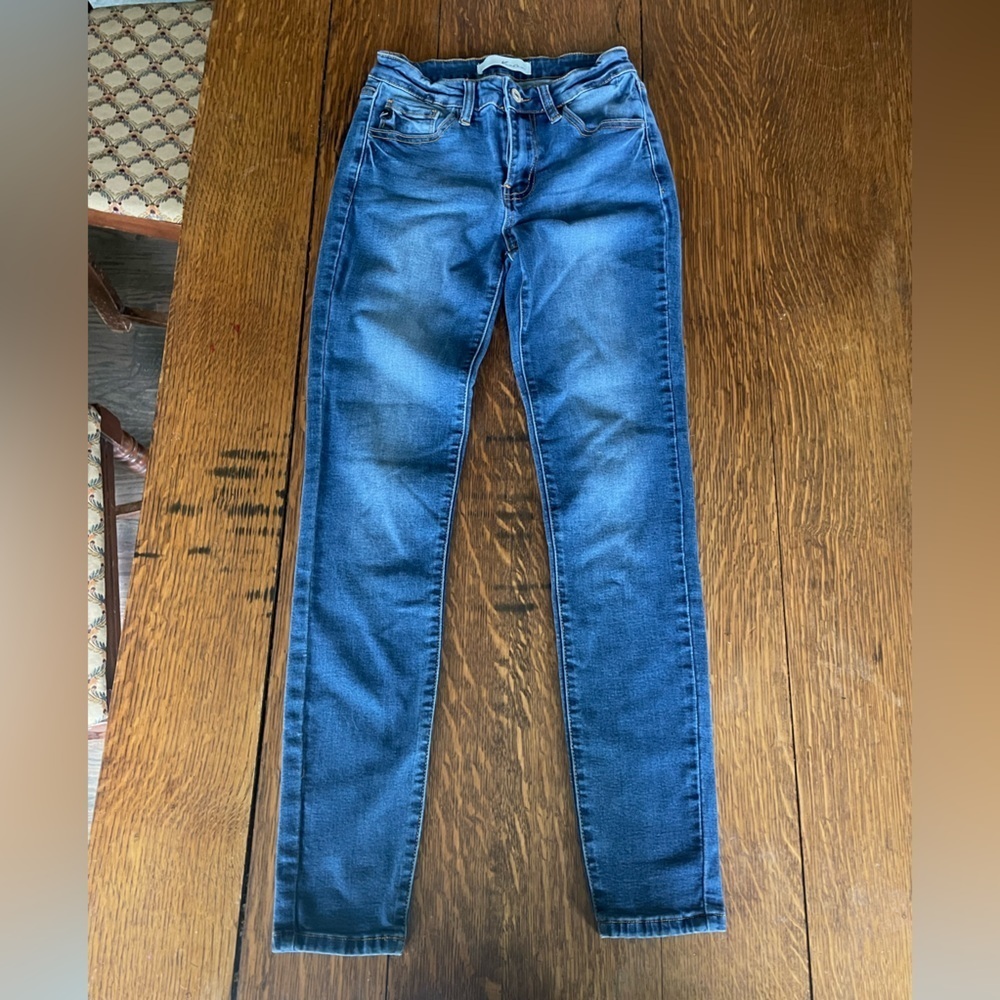 Great Pair of KanCan Jeans - size 25 - Picture 3 of 12